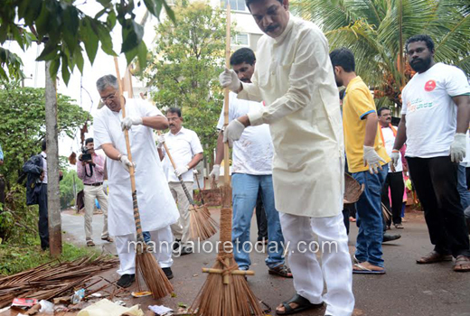 Union Minister Chaudhury 1